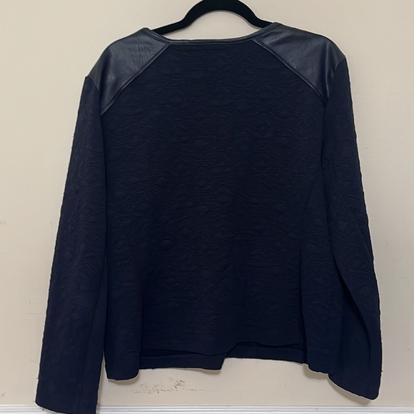 Ruby Rd. 18 Navy blue textured jacket. - Picture 2 of 4
